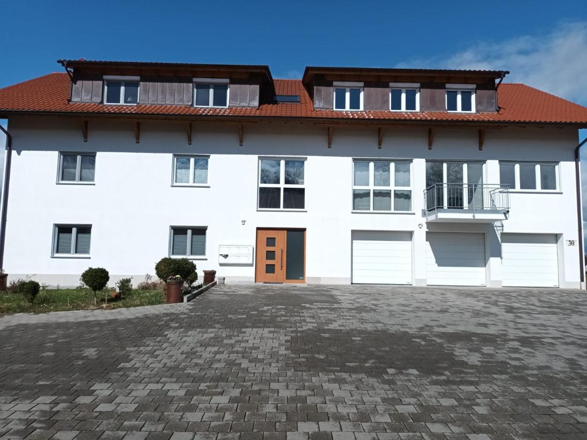 Ferienwohnungen Weishaupt Pfingstweider Strasse 30 Meckenbeuren Ngoại thất bức ảnh